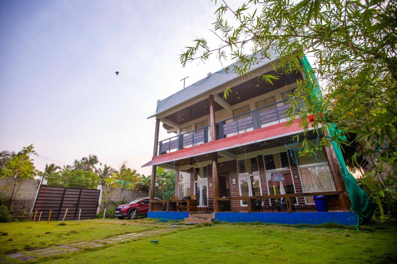 Waves Beach House Pondicherry Exterior foto